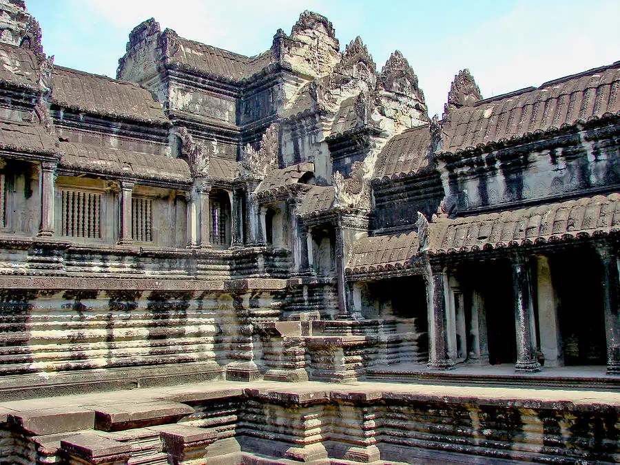 Candi Angkor Wat yang megah