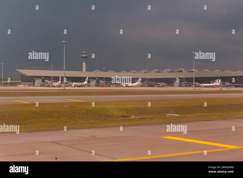 Foto terminal di Bandar Udara Kuala Lumpur