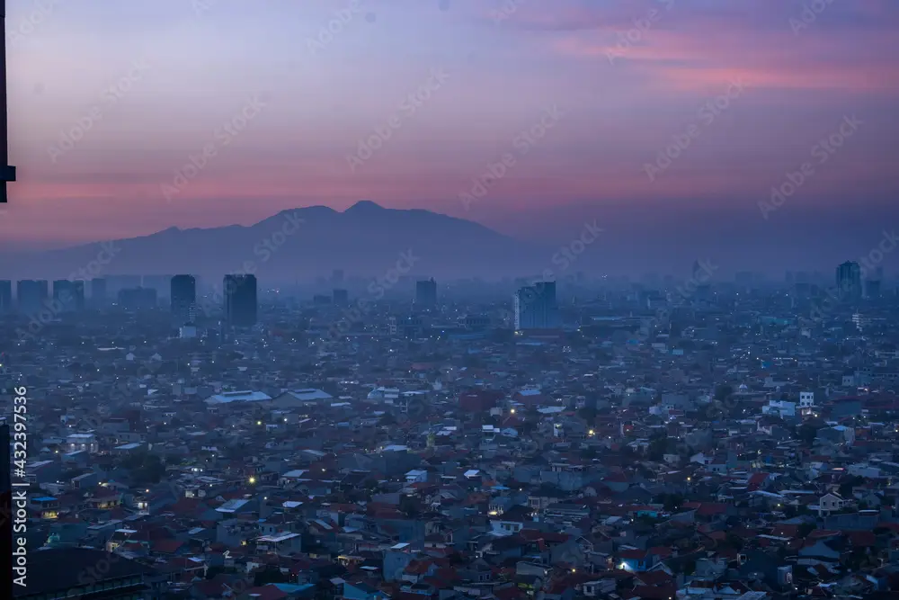 Pemandangan sekitar Rusunami Bandar Kemayoran