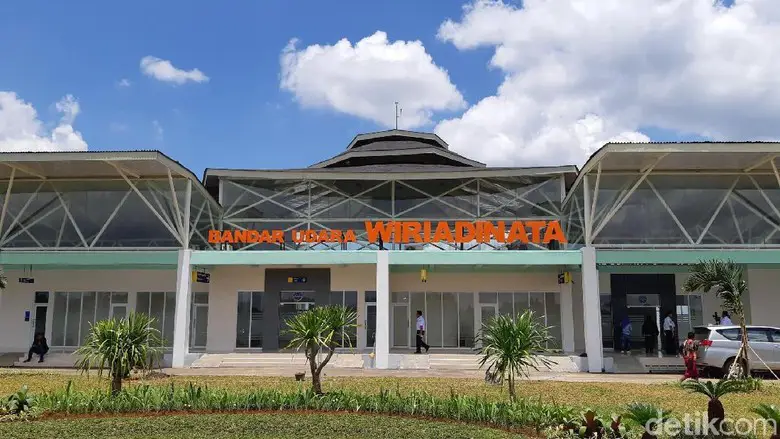 Foto Bandara Wiriadinata, Tasikmalaya