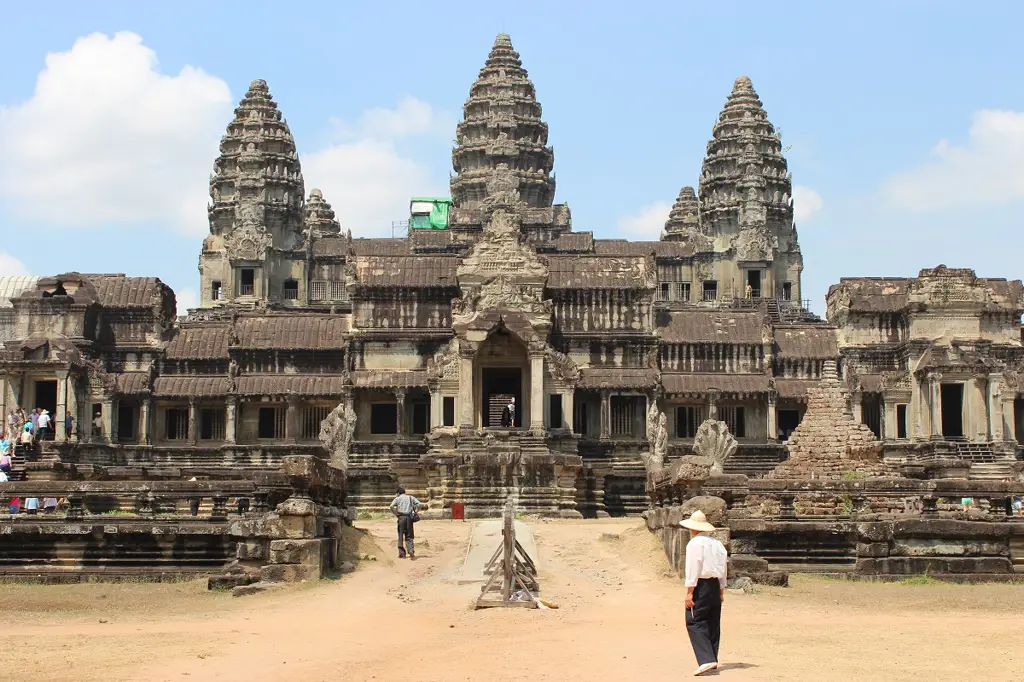 Candi Angkor Wat di Kamboja