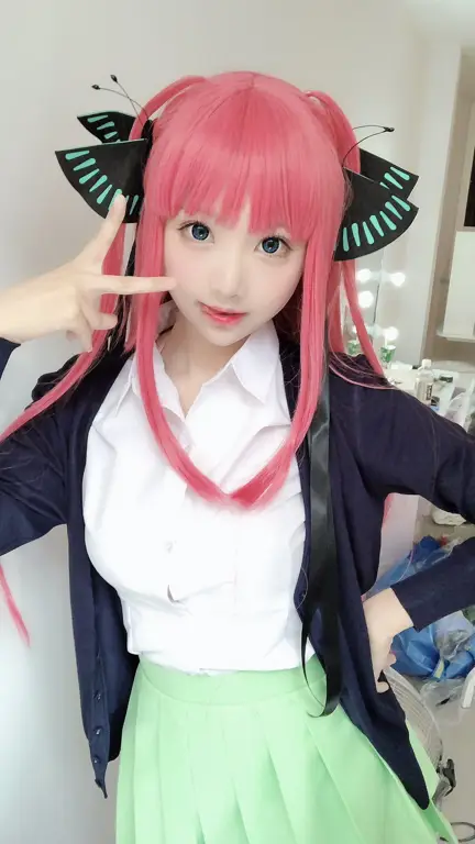 Cosplay anime berkualitas tinggi dengan detail yang luar biasa