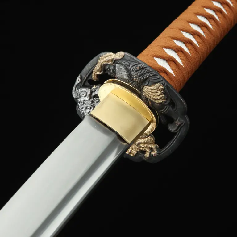 Detail pedang katana Jepang asli