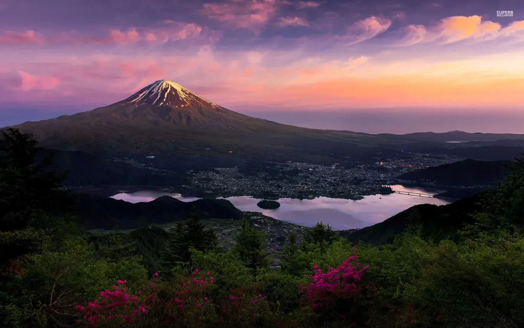 Gunung Fuji di Jepang yang megah dan indah