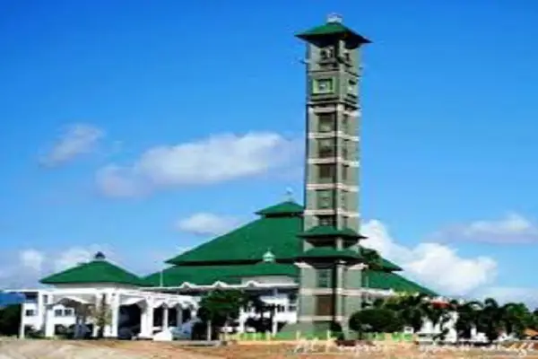 Ruang utama Masjid Al Furqon Bandar Lampung