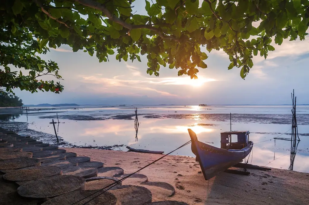 Pantai yang indah di Bandar Seri Bintan