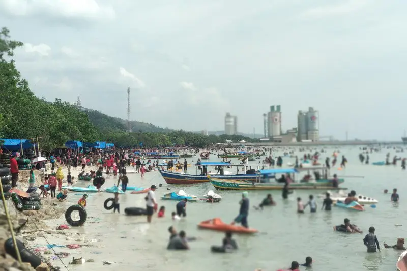 Pemandangan pantai-pantai indah di Bandar Lampung