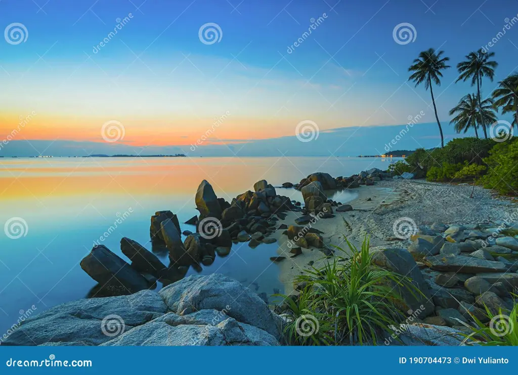 Pantai-pantai indah di Bintan