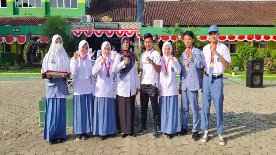 Orang dewasa berlatih Taekwondo di Bandar Lampung