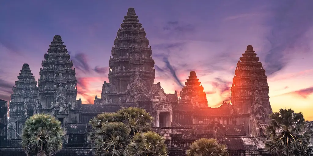 Candi Angkor Wat yang megah