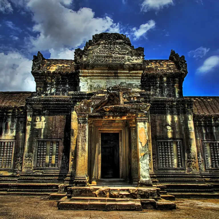 Candi Angkor Wat yang megah