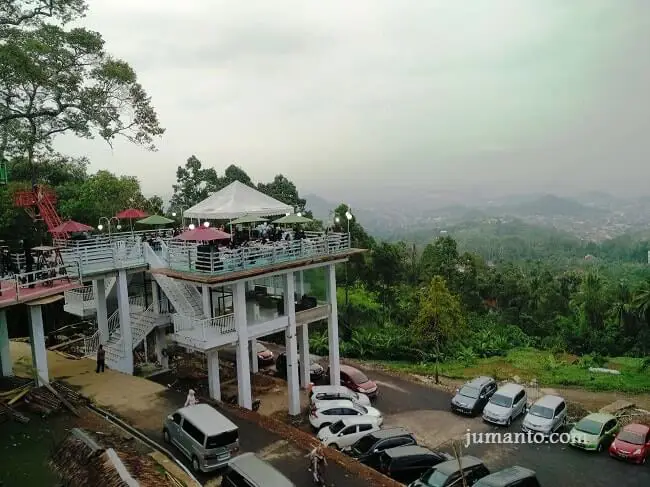 Foto eksterior Hotel Bukit Mas Bandar Lampung yang megah dan modern