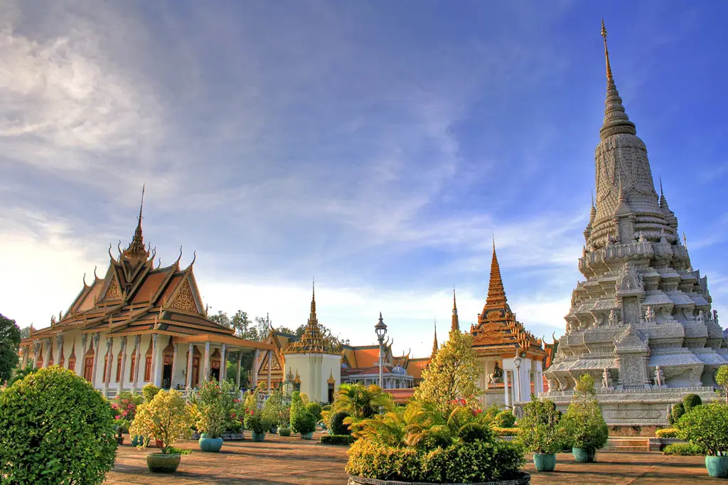 Istana Kerajaan Phnom Penh yang megah