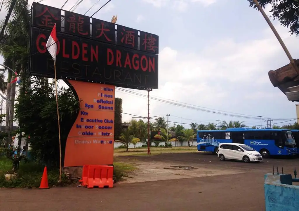 Suasana malam hari di Lorena Bandar Lampung