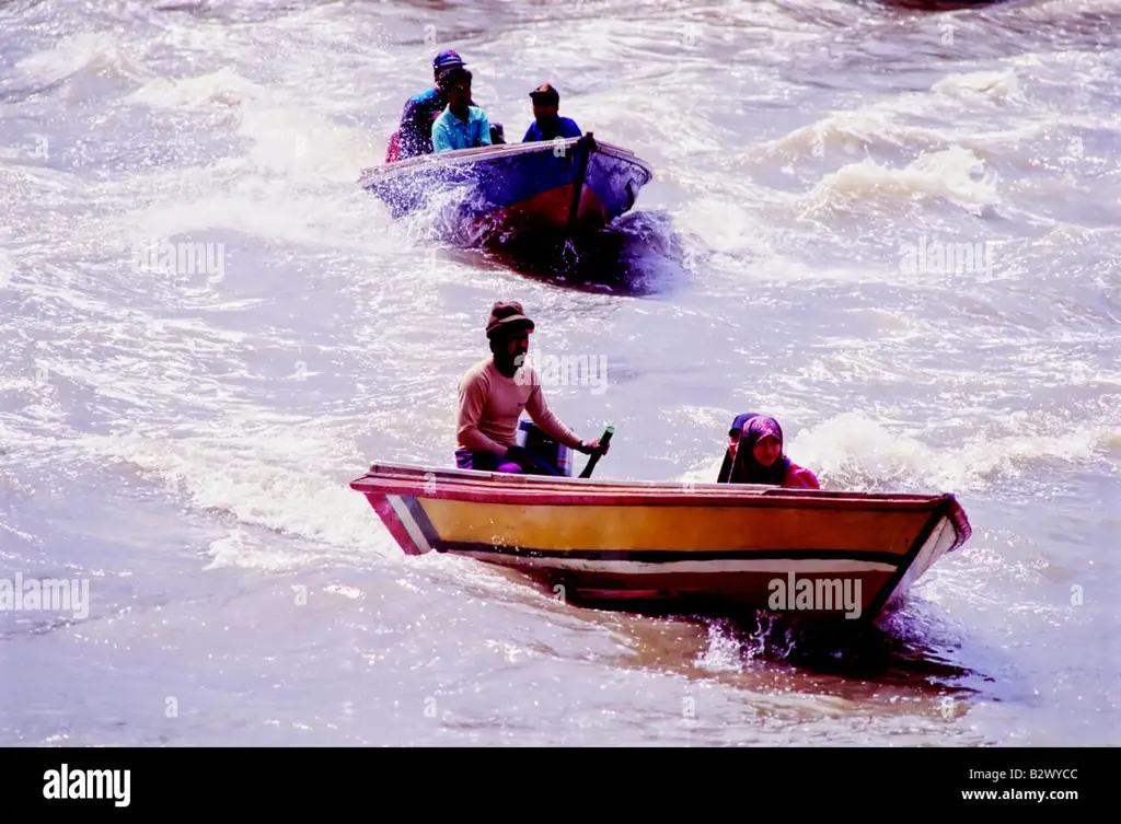 Berbagai moda transportasi di Bandar Seri Begawan