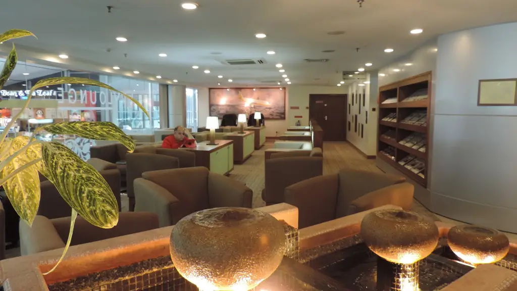 Fasilitas-fasilitas yang tersedia di Royal Brunei Lounge