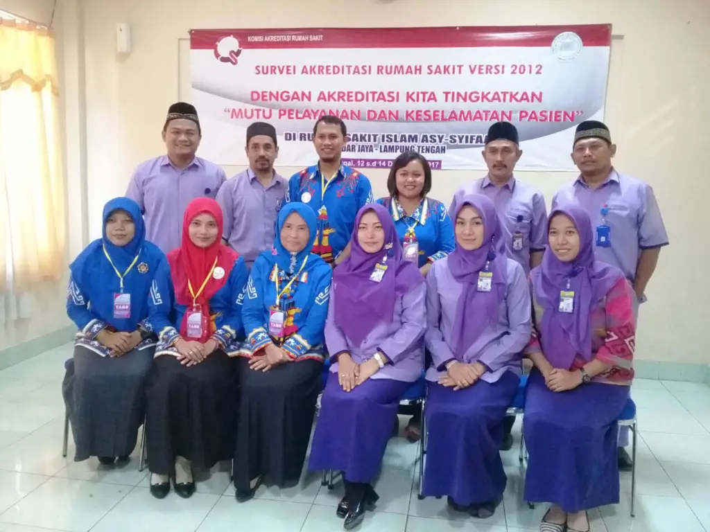 Masyarakat Bandar Agung sedang beraktivitas