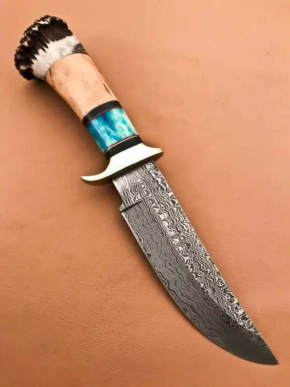 Desain pisau Bowblade yang unik dan inovatif