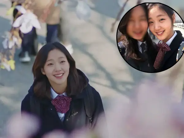 Kim Go Eun sebagai Ji Eun Tak dalam drama Goblin