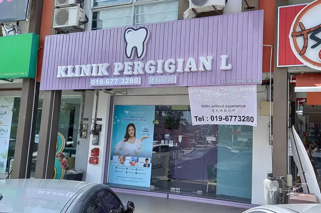 Gambar klinik gigi modern dan bersih di Bandar Lampung