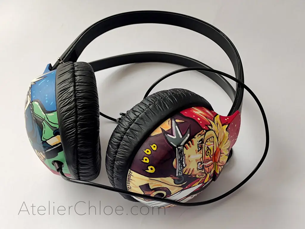 Koleksi Desain Earphone Anime Berbagai desain earphone anime yang keren dan menarik