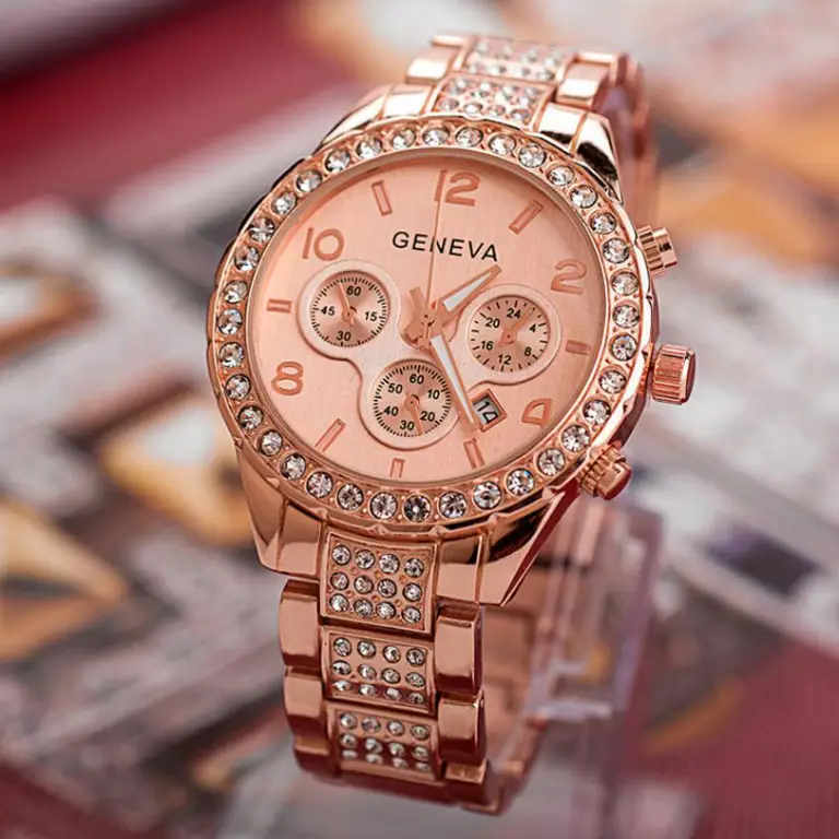 Jam tangan stylish untuk wanita plus size