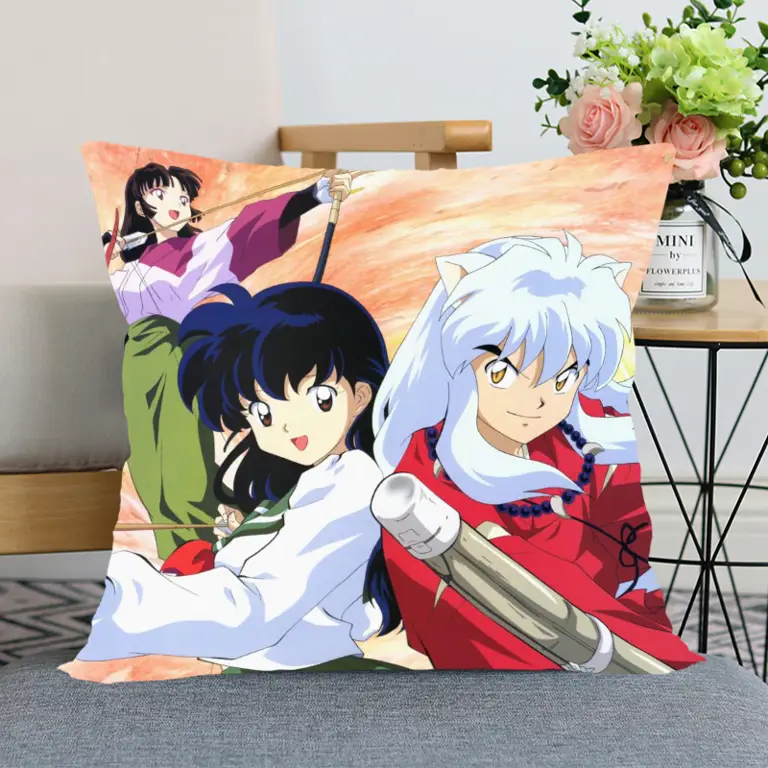 Gambar berbagai macam sarung bantal anime dengan desain yang berbeda-beda