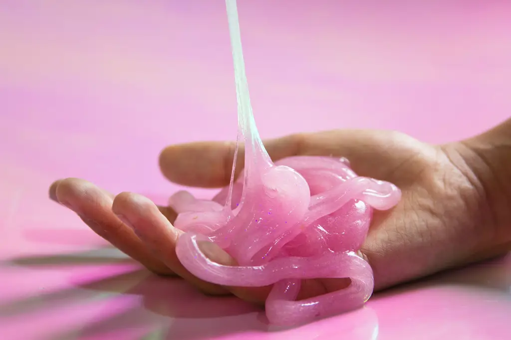 Berbagai jenis slime dengan tekstur dan warna yang berbeda