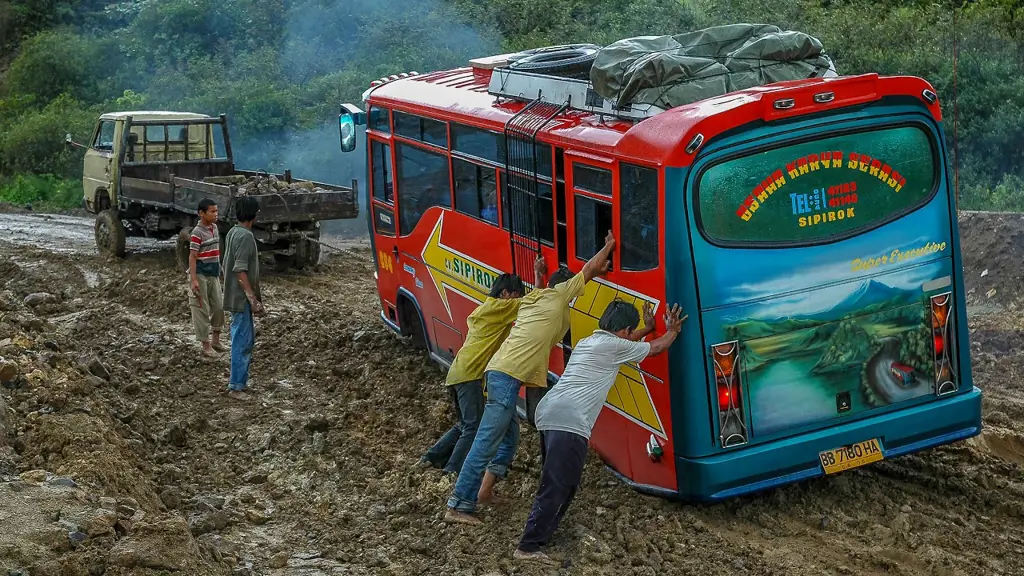 Jalan Raya di Sumatera