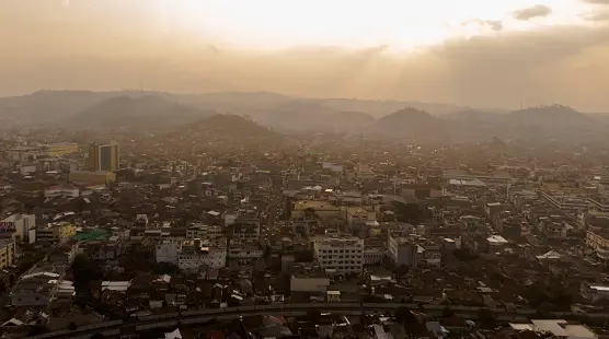 Pemandangan kota Bandar Lampung yang indah.