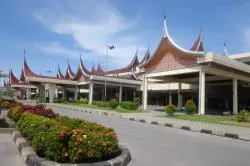 Pemandangan Kota Padang dari Bandara