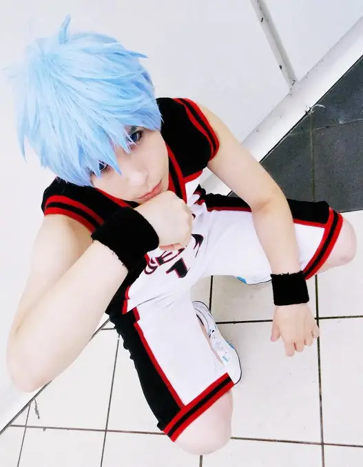 Gambar Kuroko Tetsuya, karakter utama dalam anime Basket Kuroko