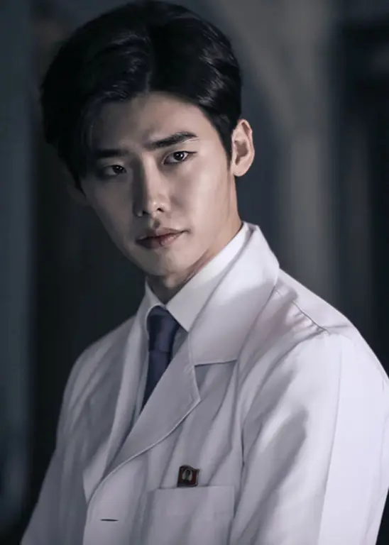 Lee Jong Suk sebagai Park Hoon dalam drama Doctor Stranger