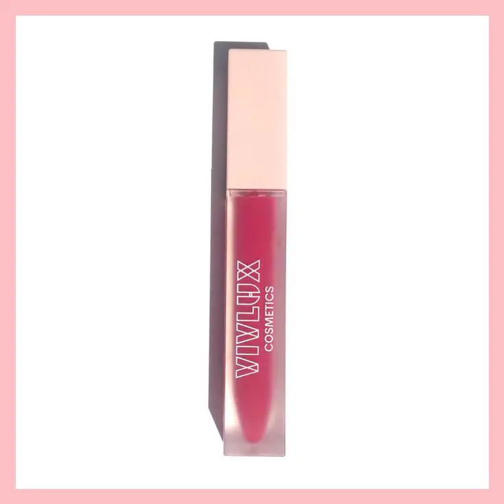 Tekstur lipstik velvet yang lembut dan halus