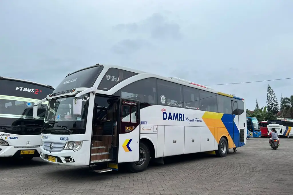 Gambar Pool Damri Bandar Lampung