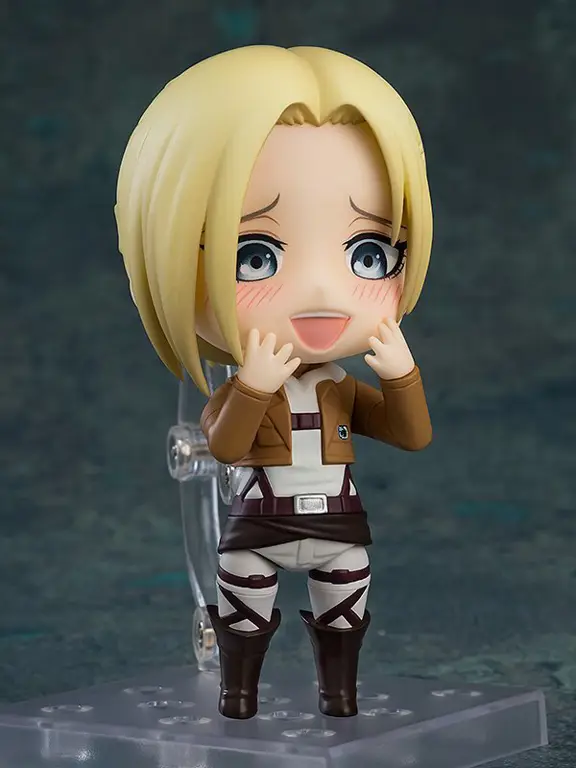 Kenangan masa kecil Annie Leonhart yang sulit