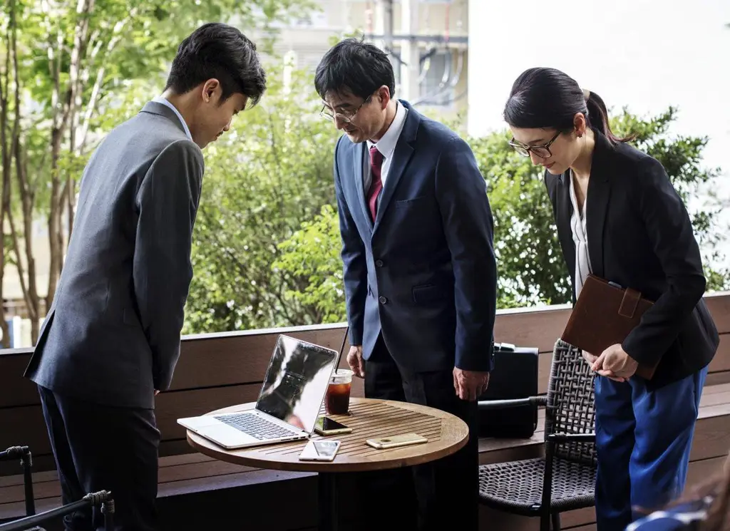 Ilustrasi rapat bisnis di Jepang