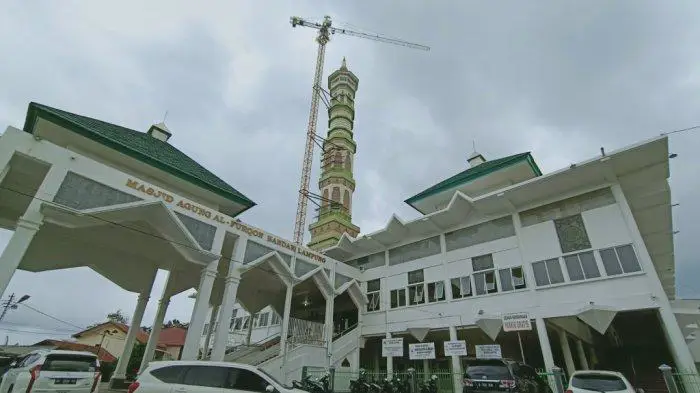 Gambar kegiatan sosial kemasyarakatan di Masjid Agung Al Furqon Bandar Lampung