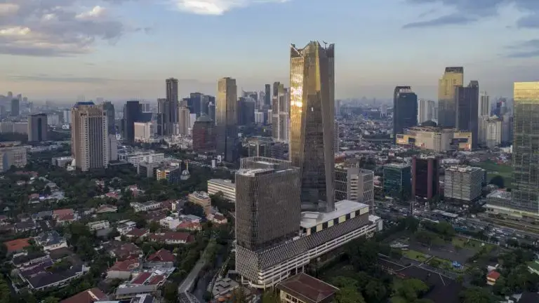 Gambar menara Telkomsel di Bandar Lampung