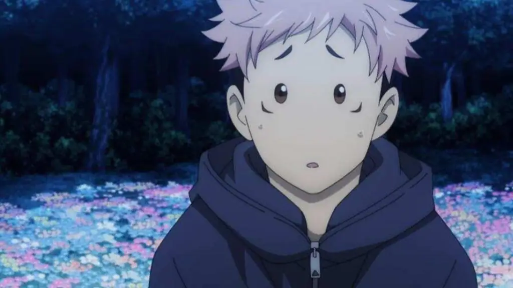 Gambar penggemar anime yang sedang menonton dengan bahagia