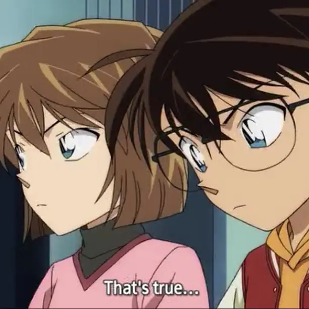 Gambar orang menonton Detective Conan