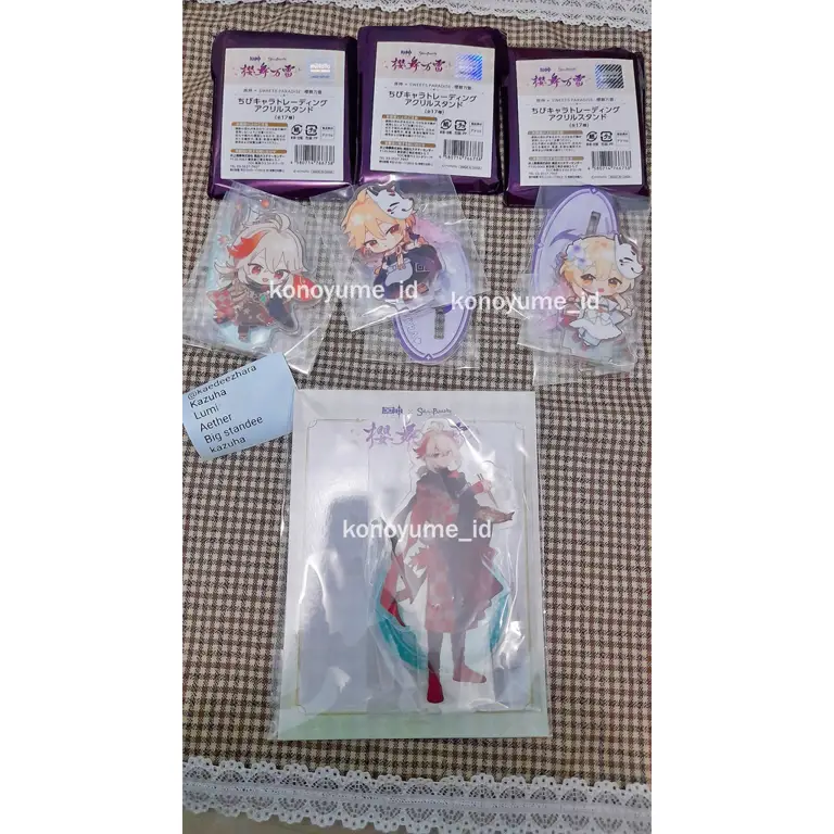 Aneka merchandise anime di Indonesia