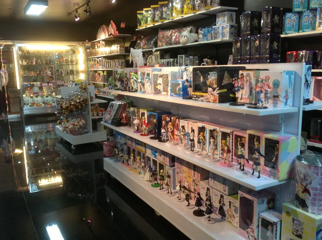 Merchandise Anime Populer Toko merchandise anime