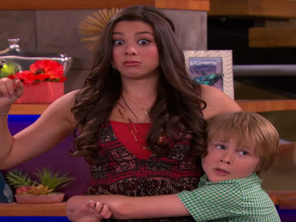 Momen kebersamaan keluarga Thunderman Adegan keluarga Thundermans di season 3