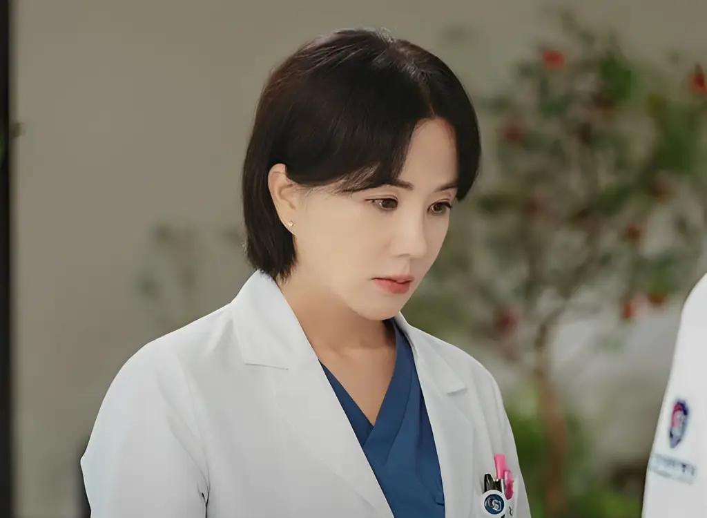 Gambar cuplikan menarik dari drama Dr. Cha episode 10