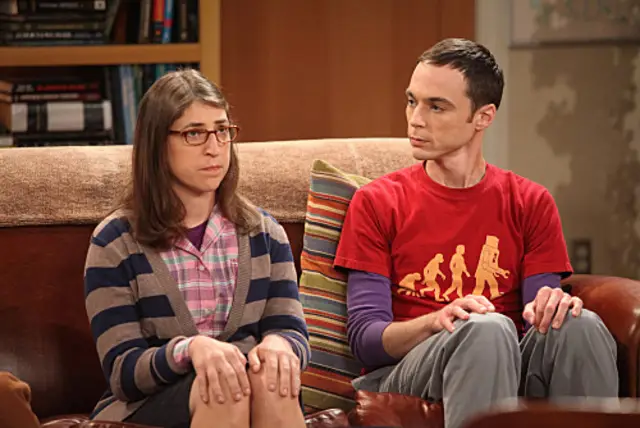 Sheldon dan Amy dalam The Big Bang Theory musim 2