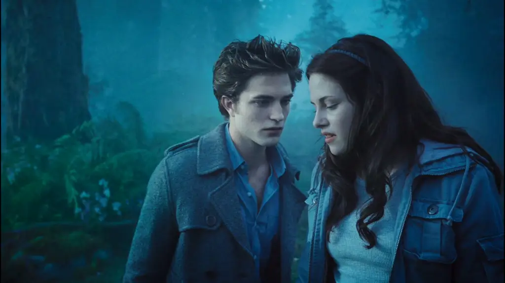 Bella dan Edward dalam film Twilight