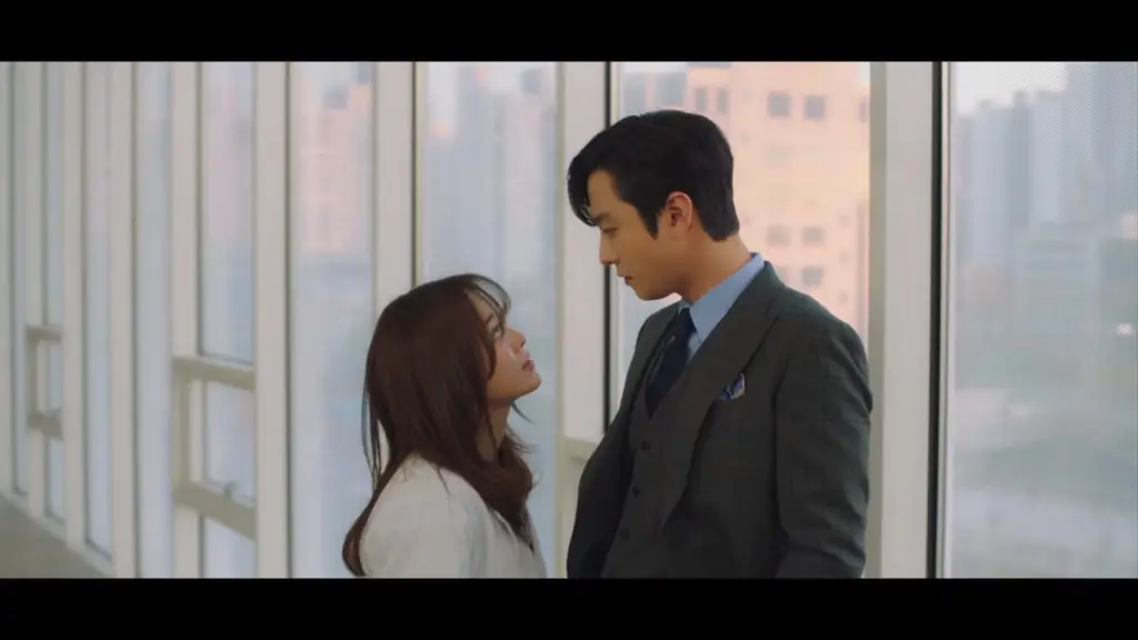 Momen romantis Shin Ha-ri dan Kang Tae-moo Adegan romantis dari drama Korea Business Proposal