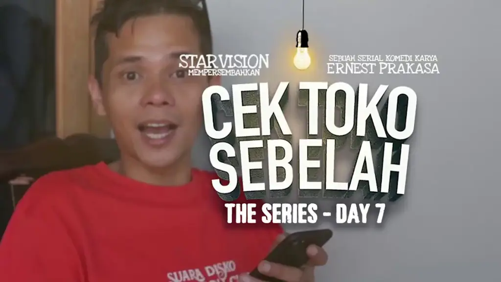 Adegan romantis dalam series Cek Toko Sebelah