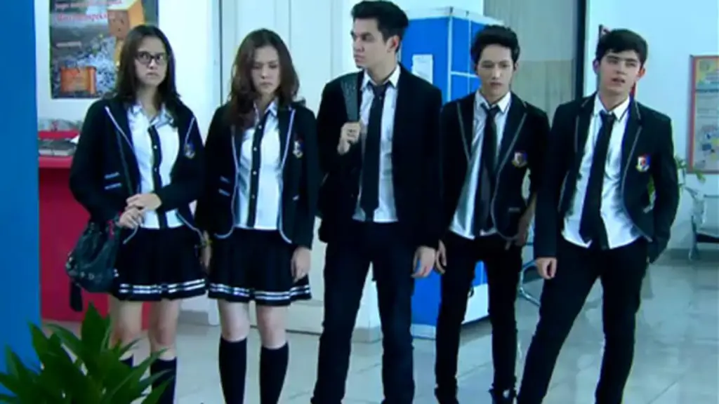 Potret para pemain GGS dalam episode ke-100